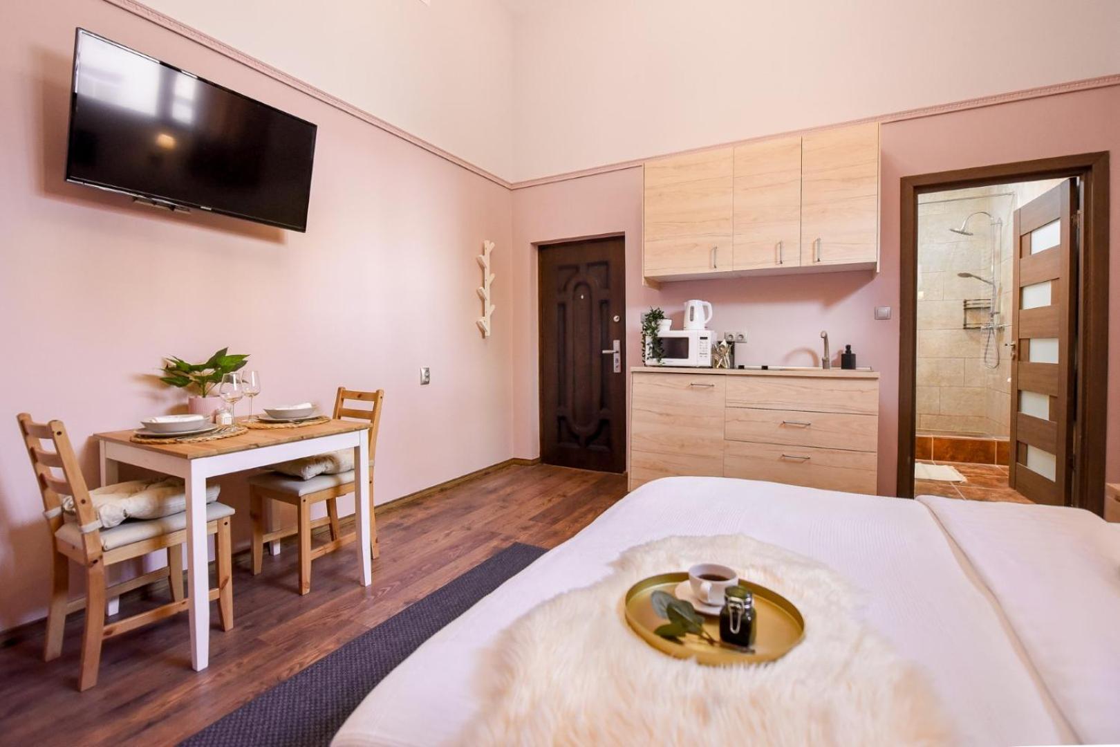Historic Charm, Modern Comfort - In The Heart Of The Old Town Appartamento