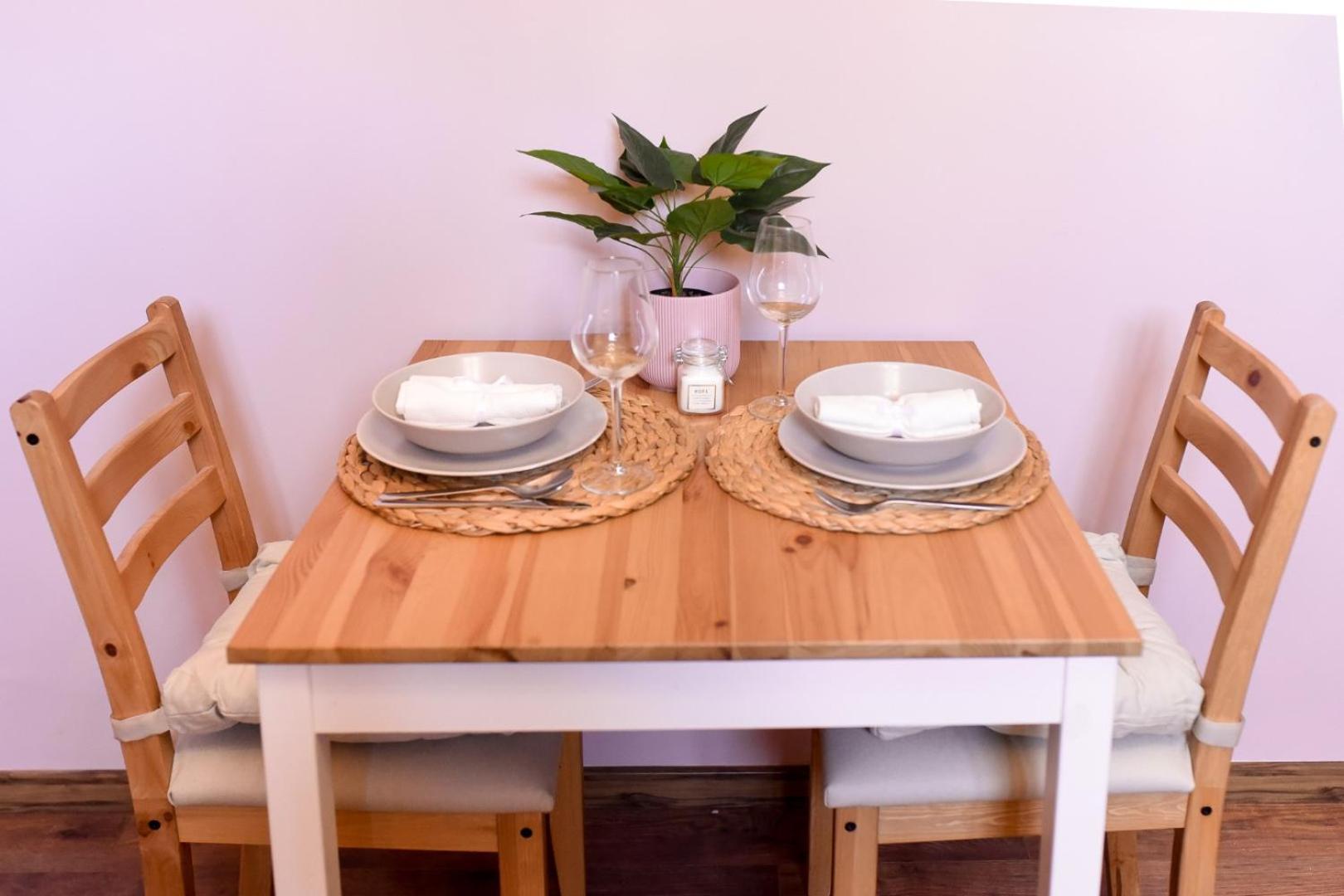 Apartment Historic Charm, Modern Comfort - In The Heart Of The Old Town *